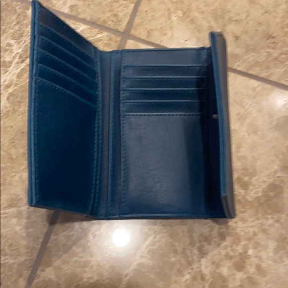 Matt & Nat wallet - Picture 2 of 3